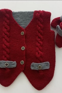 Arife Hanım Handmade Efe Vest and Booties Combination. Suitable for up to 2 years old.