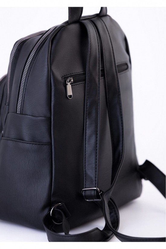 BAGzy Damen-Rucksack aus weichem, gewaschenem Leder mit mehreren Zellen