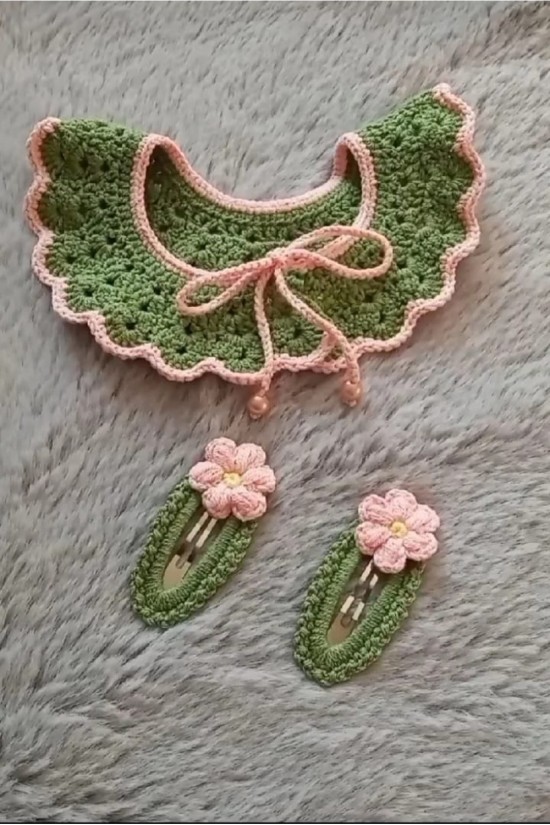 Arife Hanım Ensemble d'accessoires de collier et de costume à boucle tricotés à la main pour bébé fille et fille