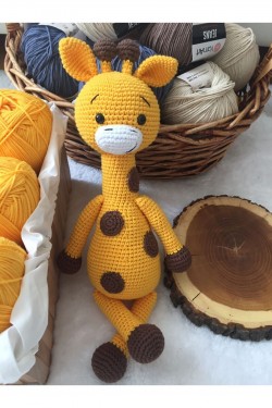 Arife Hanım Amigurumi Sevimli Zürafa 