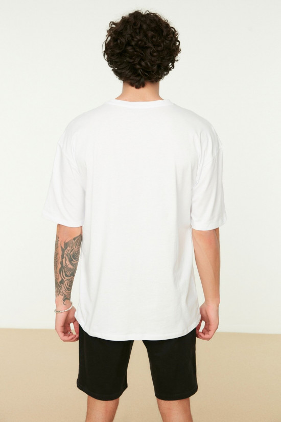 Beyaz Erkek Relaxed Fit Bisiklet Yaka Kısa Kollu Baskılı T-Shirt